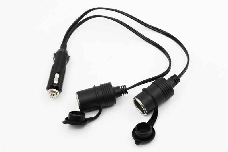 Male Lighter to 2 Female Lighter Sockets