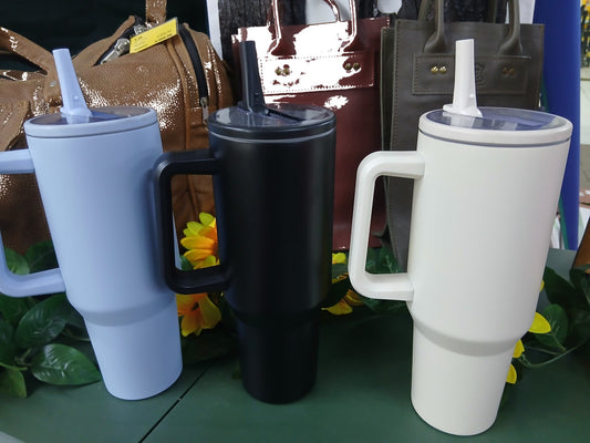 TOTAI VACUUM BOTTLE WITH STRAW Assorted